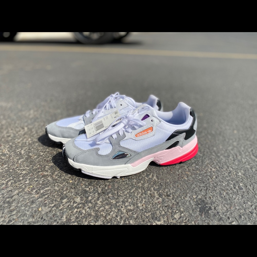 Adidas Originals Women's FALCON Shoes White/Grey